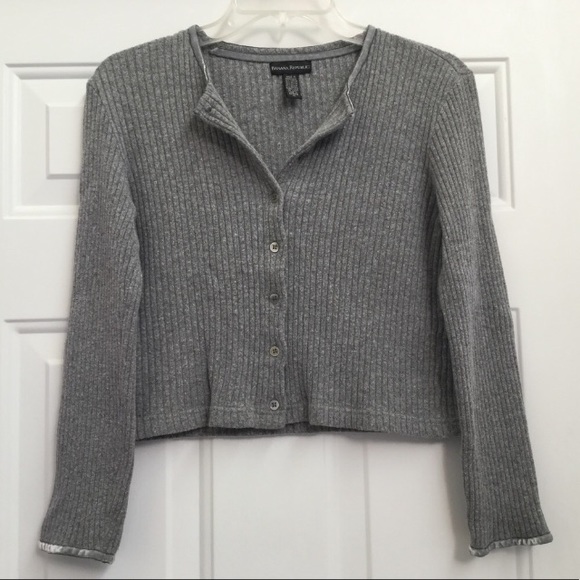 Banana Republic Cardigan - Picture 2 of 4